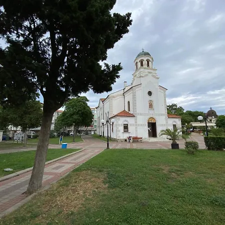 Поморие Апартамент С 1 Спальней Облака * Pomorie